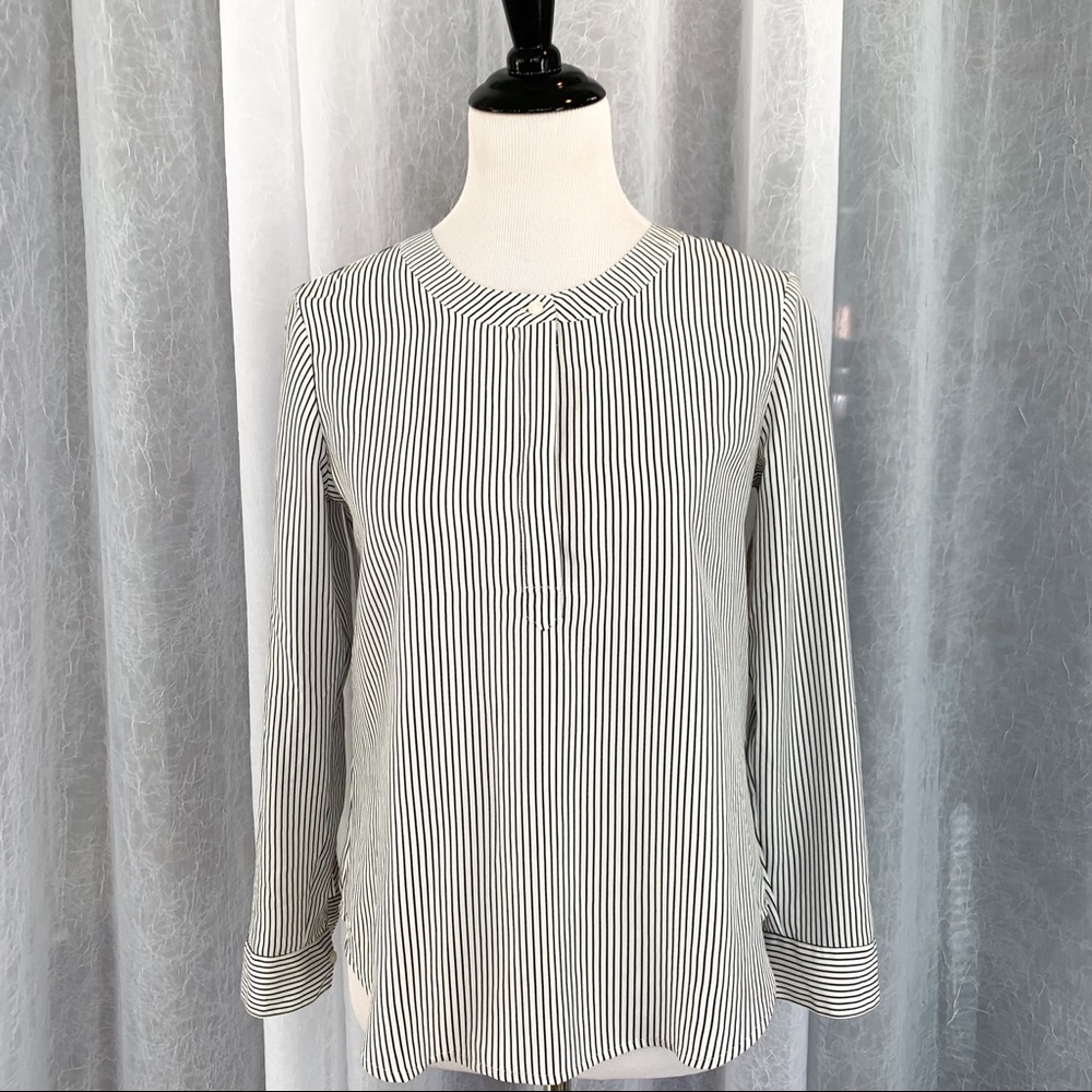 Ann Taylor popover blouse